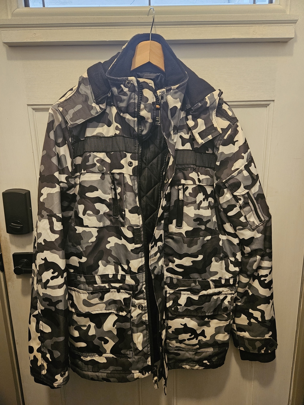 Arctix Black & White Camo Field Jacket